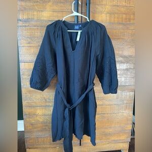 Gap size S crinkle gauze embroidered mini dress